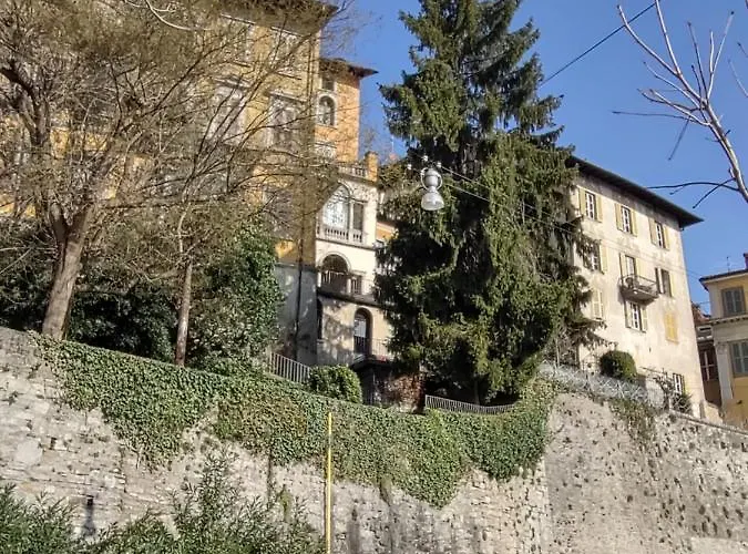 Dolce Risveglio Homestay *